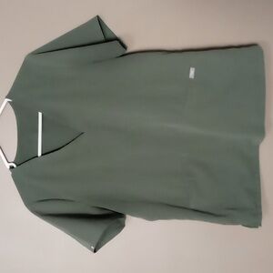 COPY - Figs Dark Green Medical Scrub Top w Front Pockets Size M